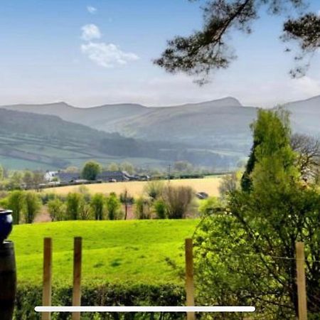Mountain Suite, Stunning Views, Brecon Beacons Llanhamlach Exteriör bild